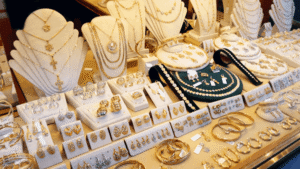 UAE rate cut cools gold rally